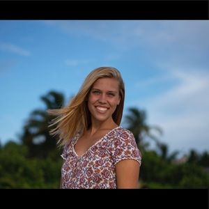 Meet your Posher, Natalie